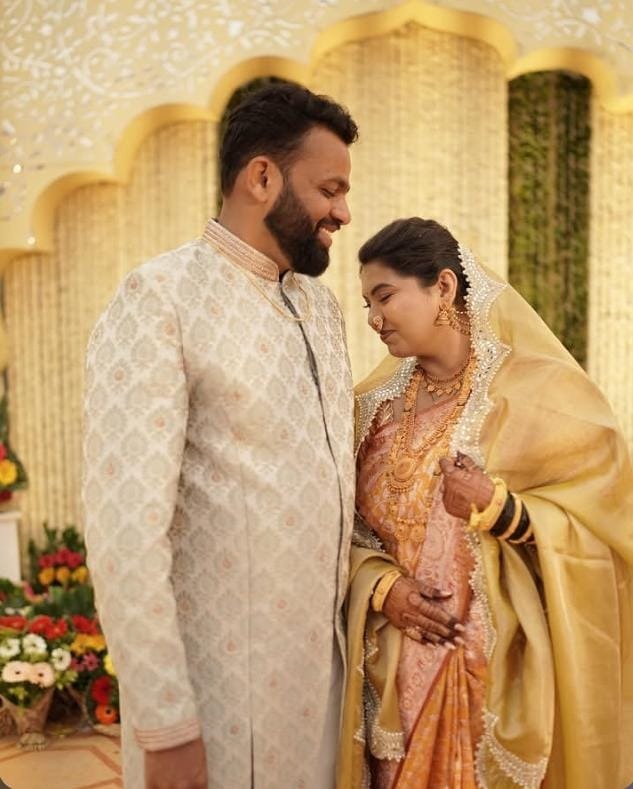Tushar & Mansi